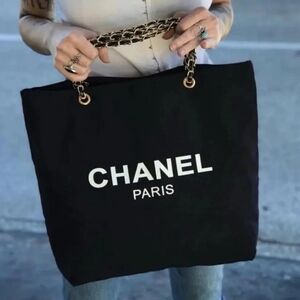 🖤 Chanel Shopper Tote 🖤